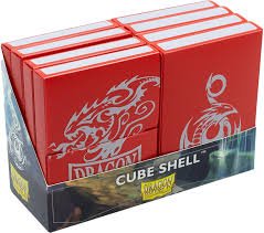 Dragon Shield – Cube Shell Rosso 15+ (Confezione da 8 Pezzi) - L’emporio dell’avventuriero