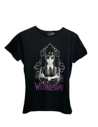 T-shirt Mercoledì da donna nera con grafica frontale