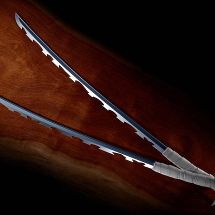 Demon Slayer Katane Inosuke Proplica Nichirin Sword - L’emporio dell’avventuriero