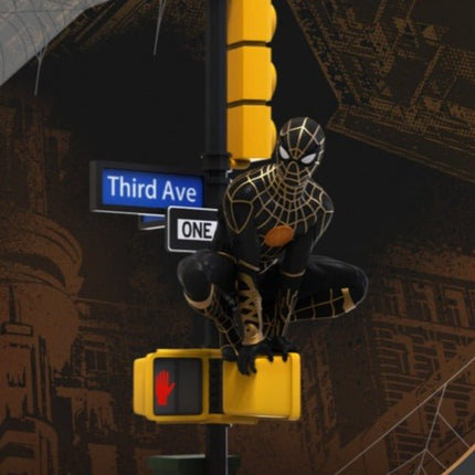 Marvel - Spider-Man No Way Home - Spider-Man Black/Gold Suit - L’emporio dell’avventuriero